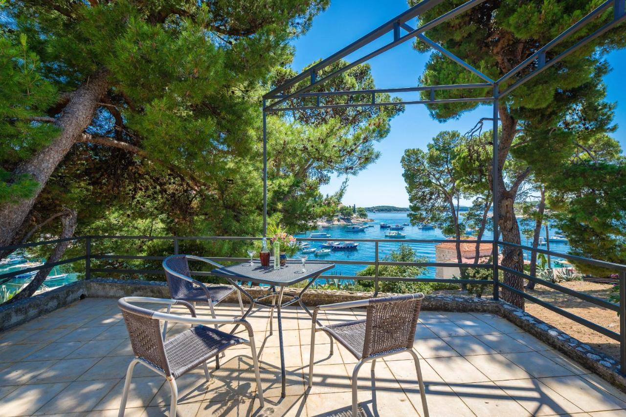Sunny Days "Sara" - Zf Hvar Hvar Town Exterior foto