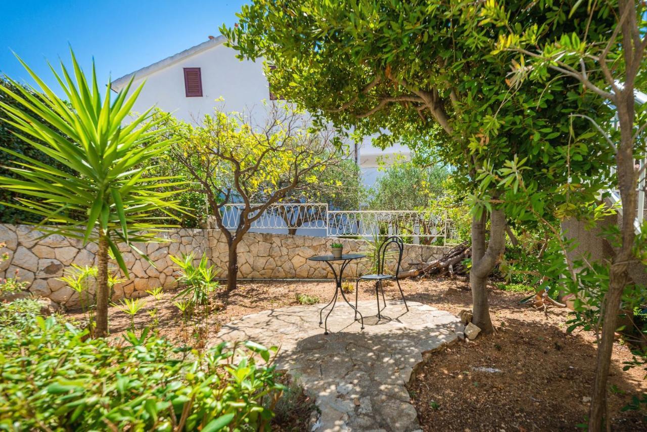 Sunny Days "Sara" - Zf Hvar Hvar Town Exterior foto